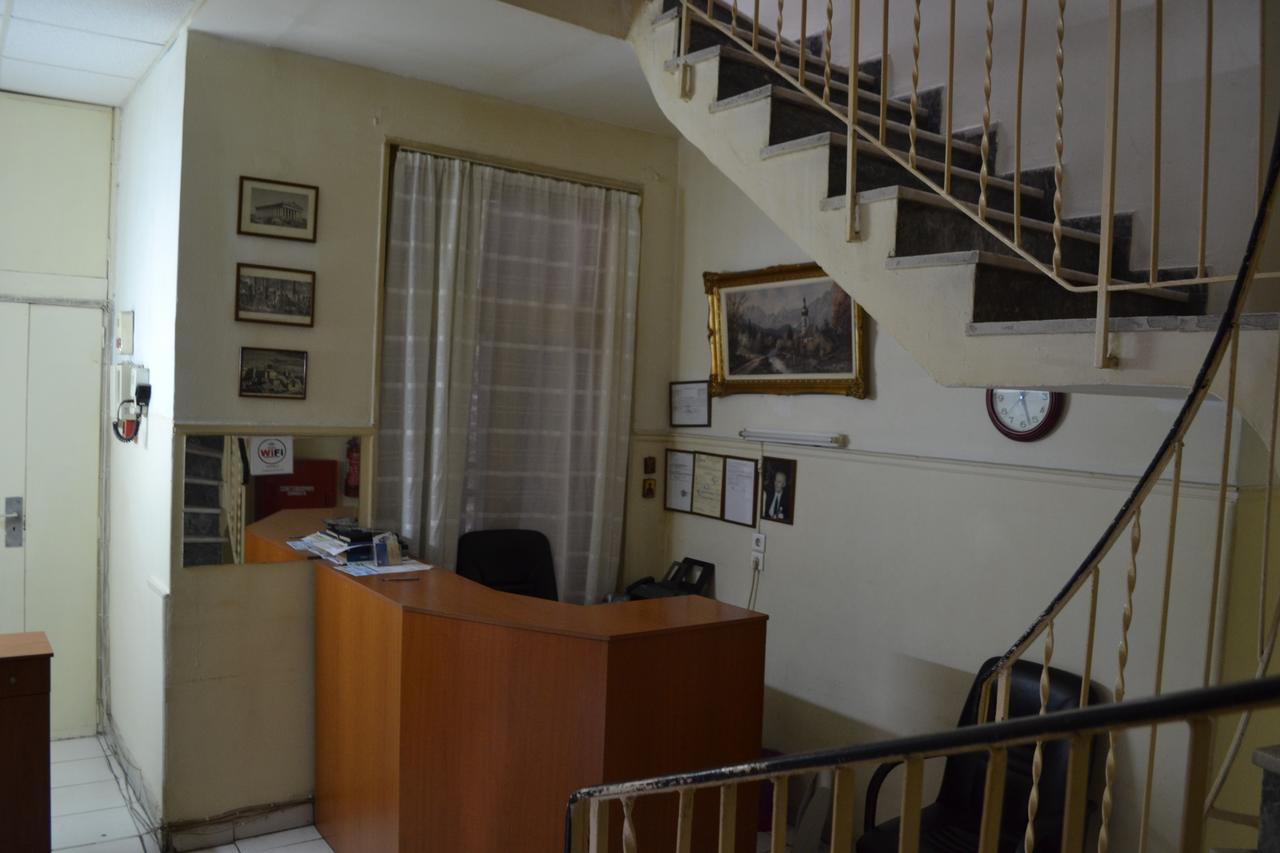 Ikaros Hotel Athene Buitenkant foto